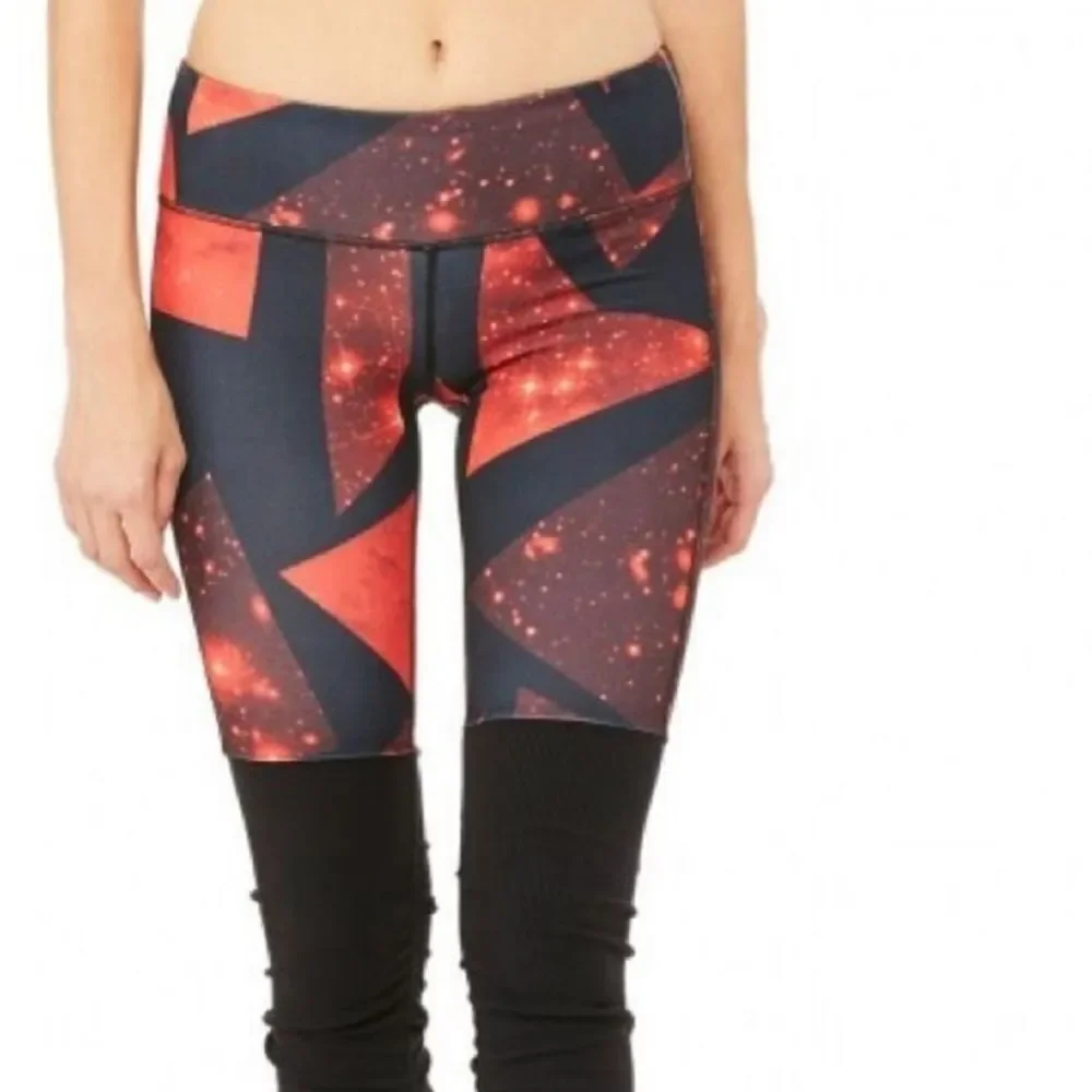 Alo Womens Goddess Black Legging Women's Small Red Geometric Space Pattern